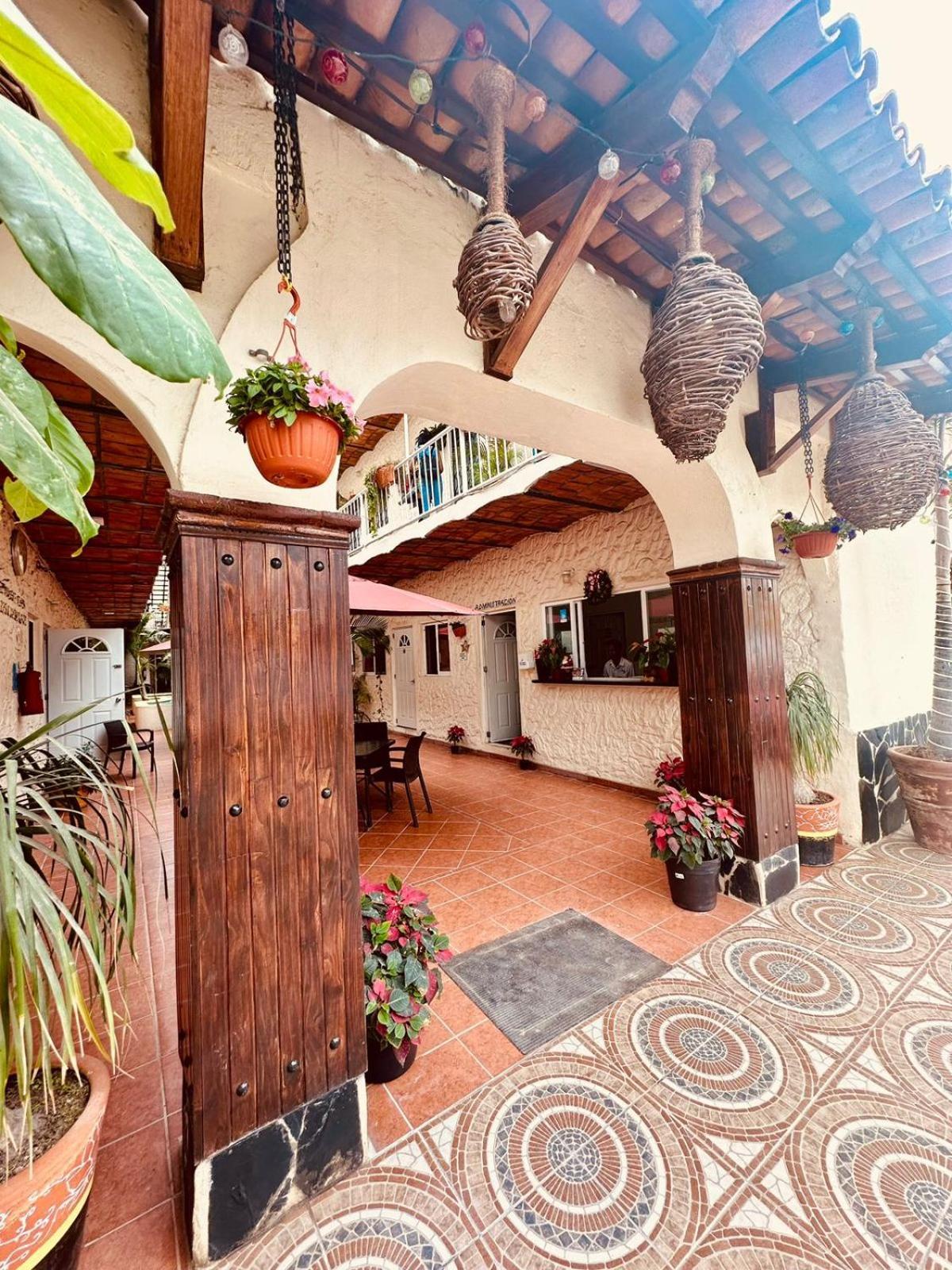 Bungalows Las Glorias Rincon de Guayabitos Eksteriør billede